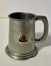 Queen Elizabeth 2 Mug Stein Hammered 1970s English Pewter Tankard Enamel Medal