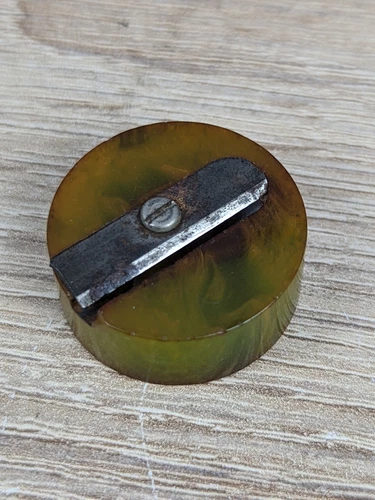 Awesome Retro Vtg Green Brown Marble Bakelite Pencil Sharpener Crafts Jewelry