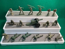 Vintage 1950's Tim-Mee Toys Army Soldiers Lot of 18 Pcs 65mm