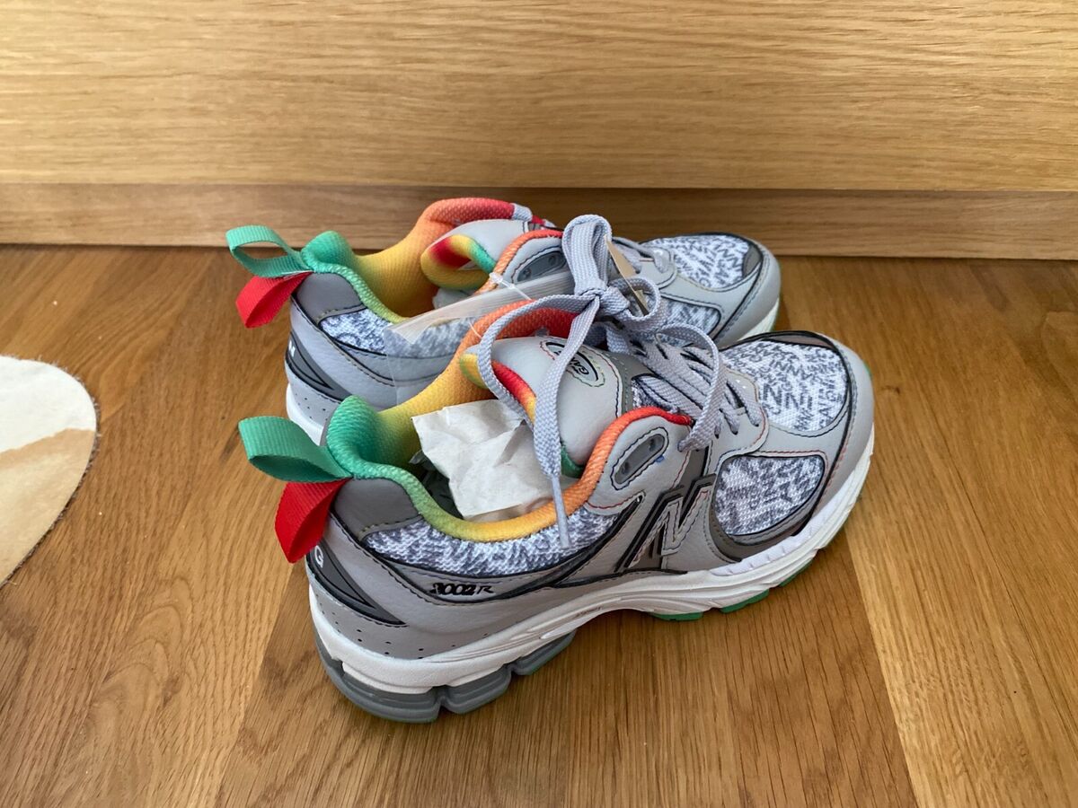 Size M 4 - New Balance 2002R x Ganni Rain Cloud 2022 brand Size M 4 - New Balance 2002R x Ganni Rain Cloud 2022 brand