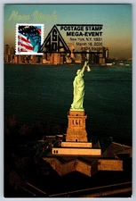 #3975 Statue of Liberty and Flag Maxi Card