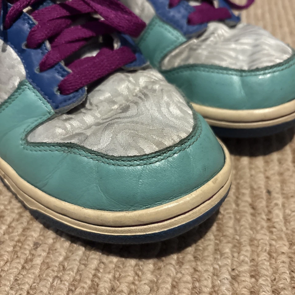 Women’s Nike SB 6.0 Dunk Low 2009 Zebra Purple Teal 314141-400 Sz 6 Skate Shoes - Image 2 of 4