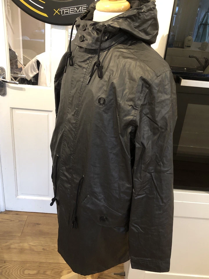 Fred Perry grey waterproof MOD Parka *100% Ratings Selller* - Image 3 of 4