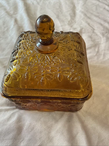 Vintage Indiana Tiara Honey Bee Beehive Candy Dish "AMBER" Very Desirable Color - Picture 1 of 6