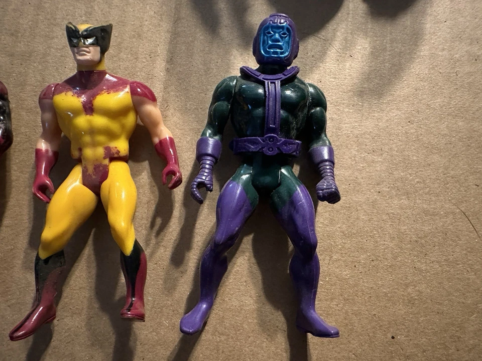 RARO - Figura de acción vintage Marvel Secret Wars 1984 lote de 3 Wolverine Kang Foto 4 de 4