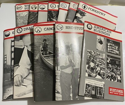 Lot Of 12 Boys Scouts Merit Badge Books 1965-2005 Birds Canoeing Nature Survival