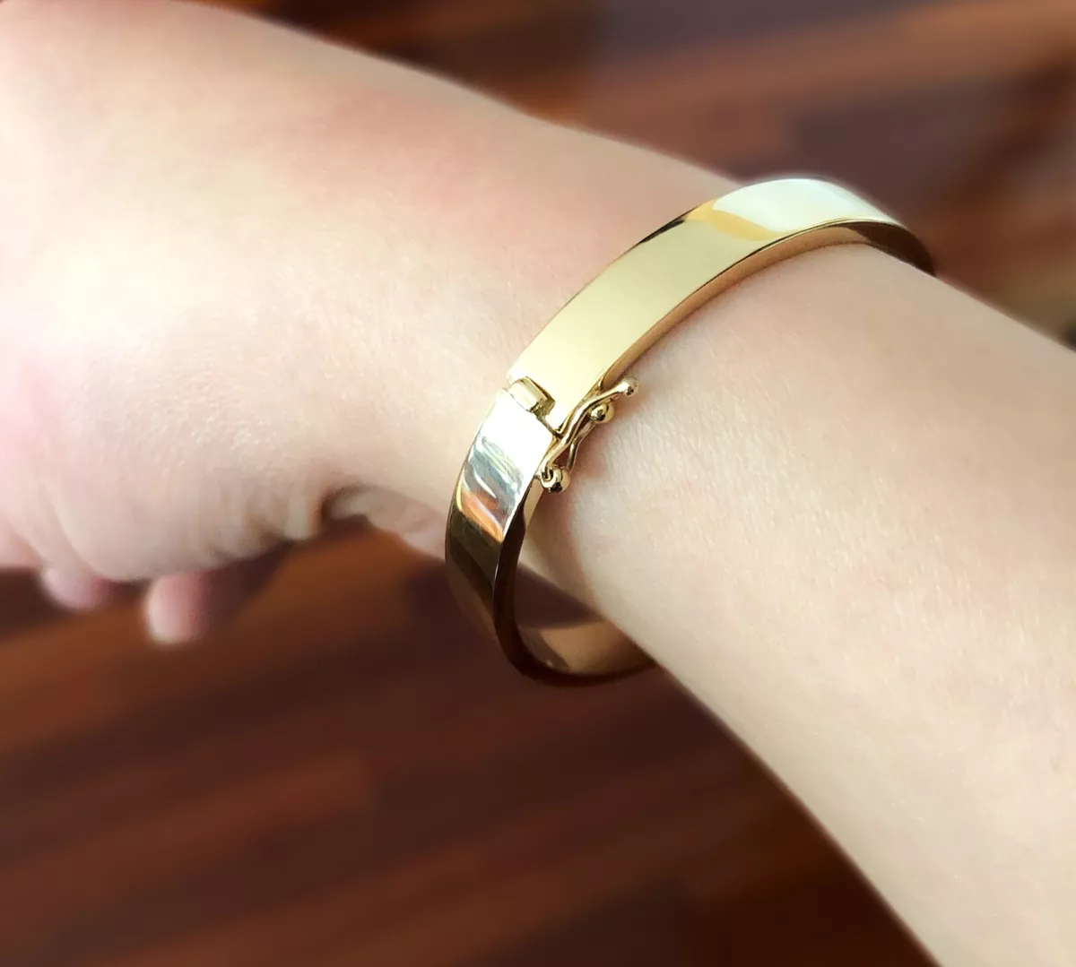 Gold bangle sale for one hand