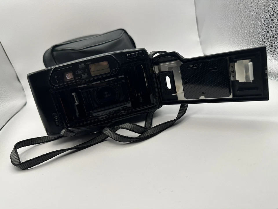 Pentax IQZoom 900 AF Point Shoot 35MM Film Camera Untested For Parts Only - Image 3 of 3