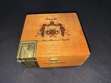 Vtg. Wood Cigar Box Exquisito's  Ar Fuente Dovetail, Tobacco, Man Cave Decor