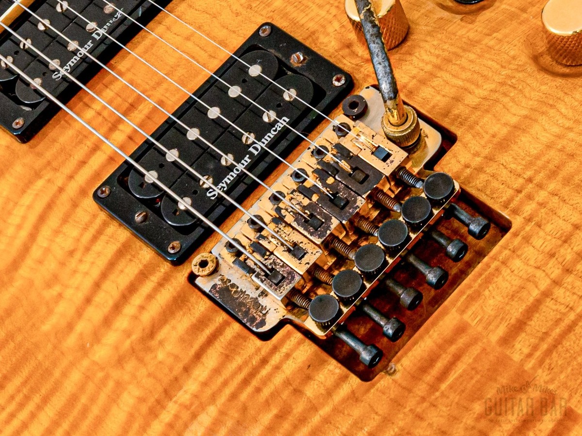 【HORIZON】FloydRose Licensed HH ESP Horizon Floyd Rose Black Aqua Quilt Top Guitar - Up
