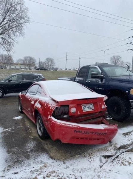 Filtro de aire 8 cilindros GT compatible con 02-04 Mustang 4186125 Foto 2 de 4