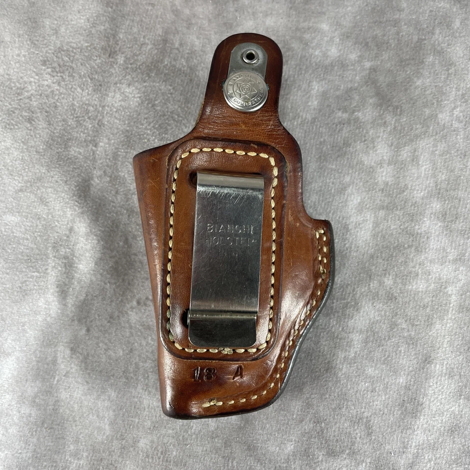 Vtg Bianchi 18A Right Leather Clip On Holster fits Beretta 950BS Jetfire, Minx - Image 2 of 4