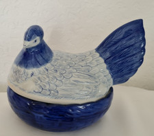Auflaufform Huhn  Schmortopf mit Deckel  + Servierform Ton weiß blau