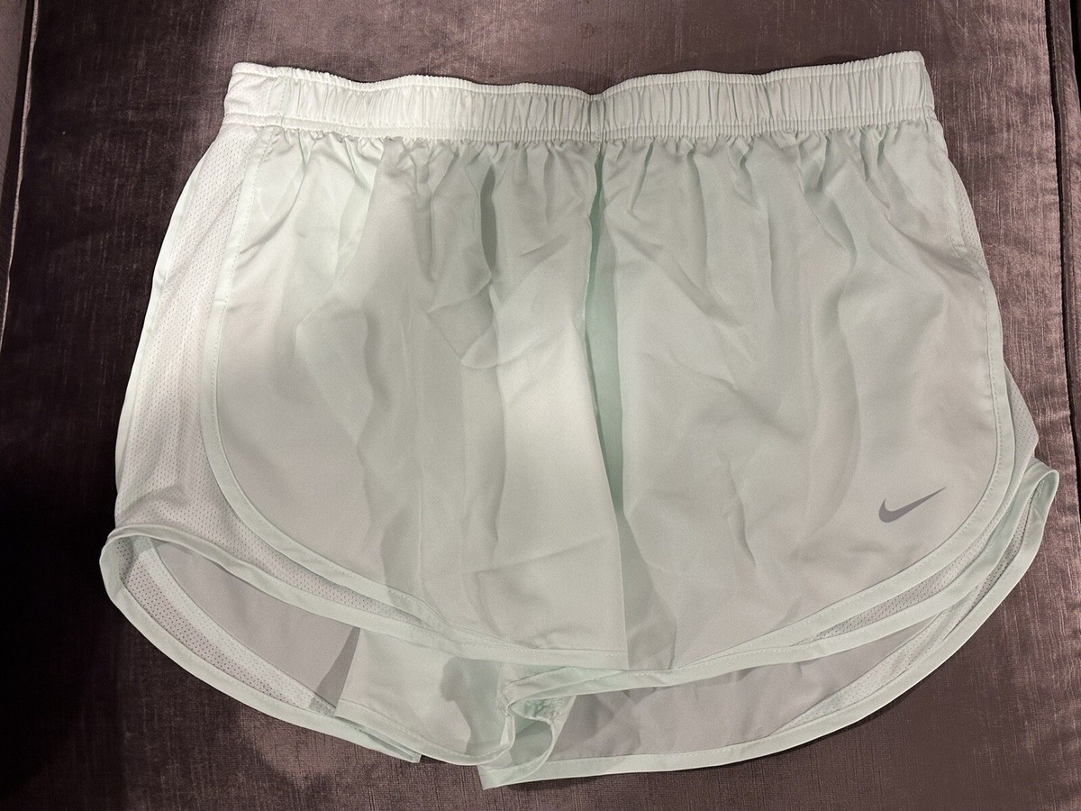 nike free running shorts