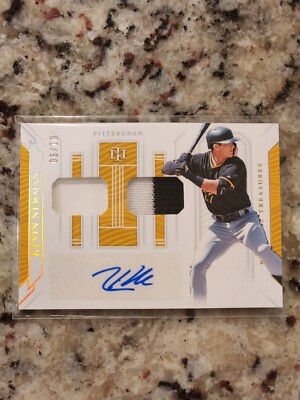 2019 Panini National Treasures Holo Gold /10 Kevin Newman #GGS-KN Rookie Auto RC
