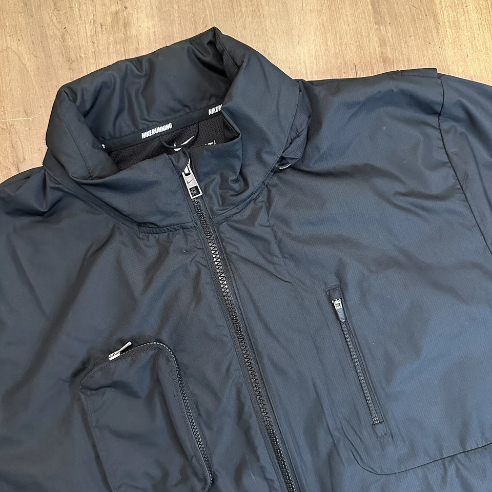 Chaqueta Nike Running Para Hombre Grande Explore Storm Fit 559551 Negra Rendimiento Foto 2 de 4