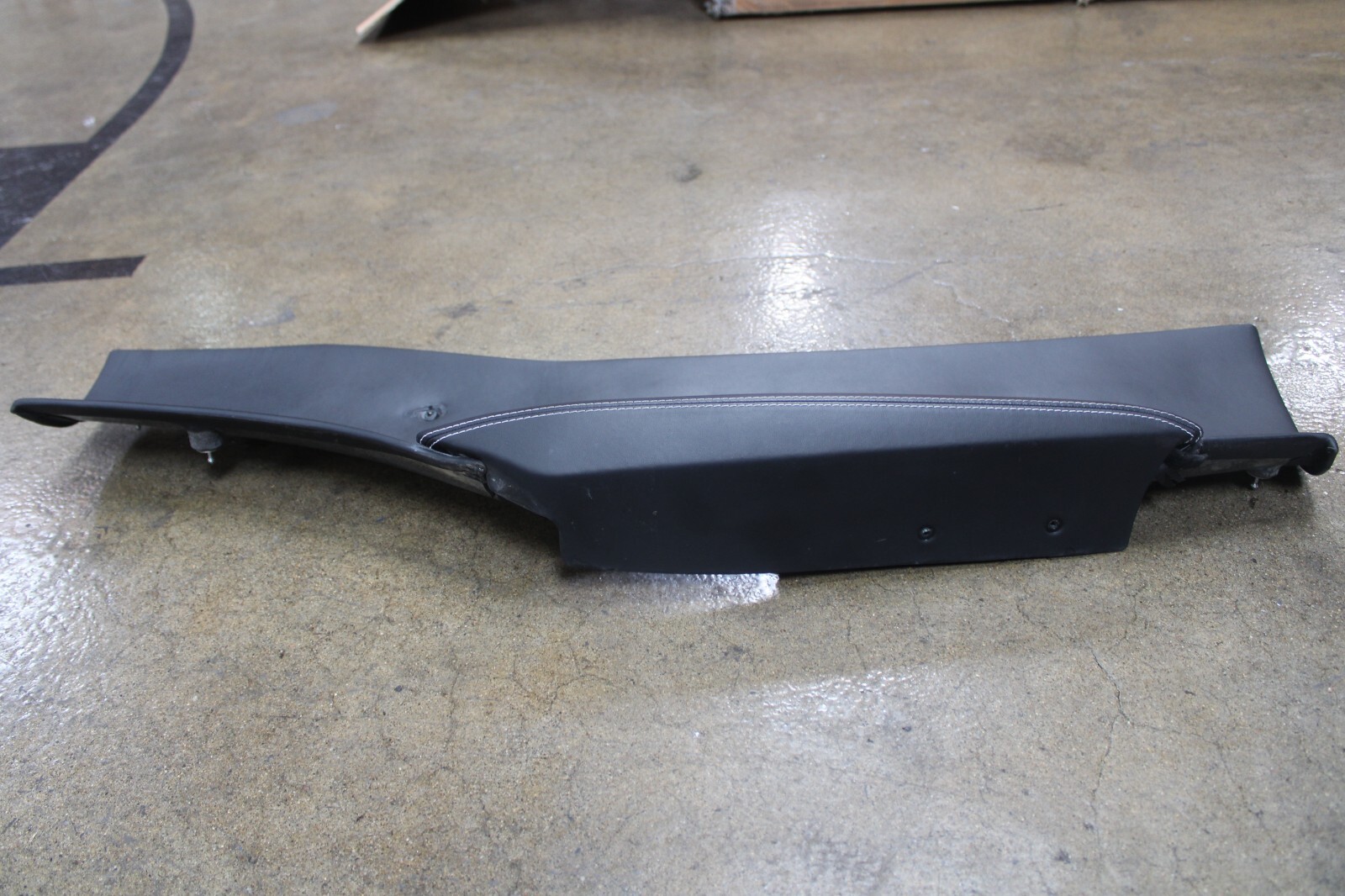 Ferrari 458 Italia, Spider, RH, Front Door Panel Insert, Used, P/N 818913