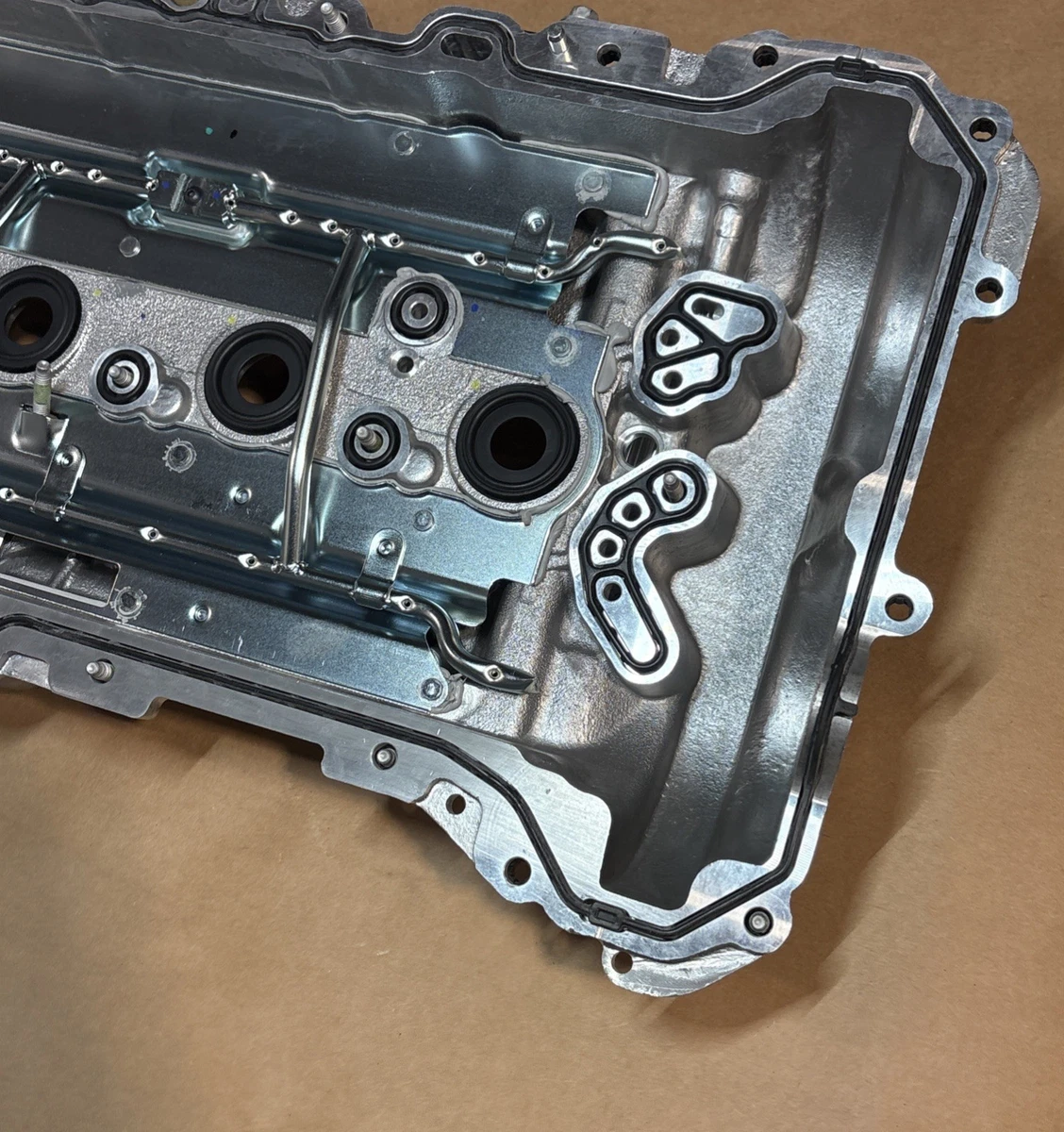 Valve Cover For 2014-2015 Chevy Malibu 2.5L 4 Cyl PN 231024A0015 photo 7