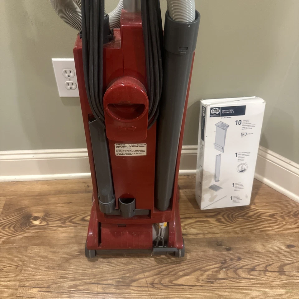 Sebo X4 Extra Red Upright Vacuum Cleaner Automatic And 7 Bags - Image 3 of 4