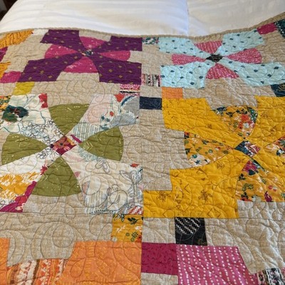 ''Posh Snowball'' - 100% cotton - 50 x 62'' Sew Kind of Wonderful Pattern