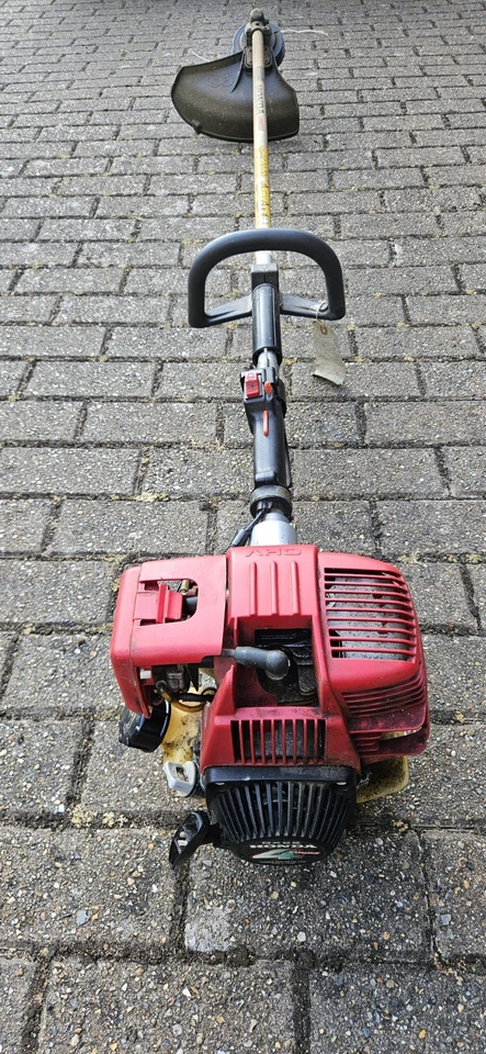 Honda GX22, 4-Stroke Strimmer - UMK422 - FULLY OPERATIONAL - BREAKING FOR PARTS - Image 3 of 4