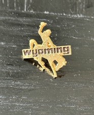 Wyoming Souvenir Lapel Hat Jacket Pin Bucking Bronco Cowboy 1”