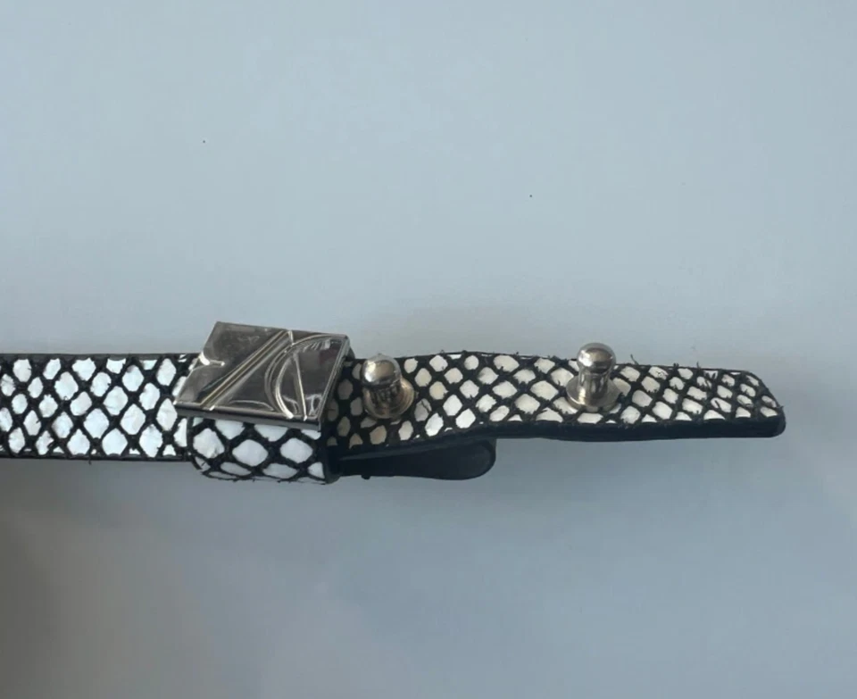 Cinto Diane von Furstenberg DVF envoltório duplo preto branco pele de cobra L 72” - Imagem 4 de 4