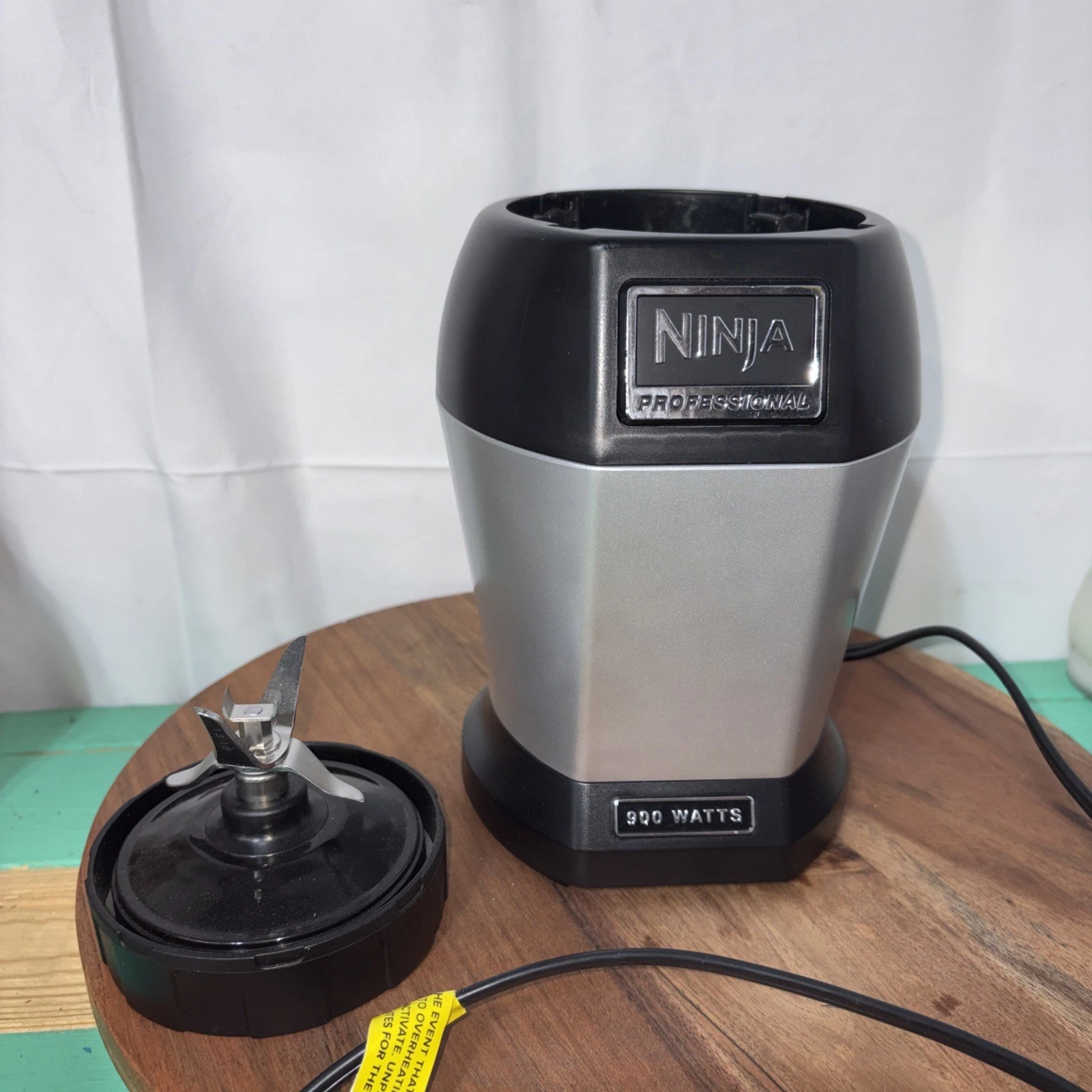 Ninja Professional Blender BL450 900 Watts Base And Blades Only