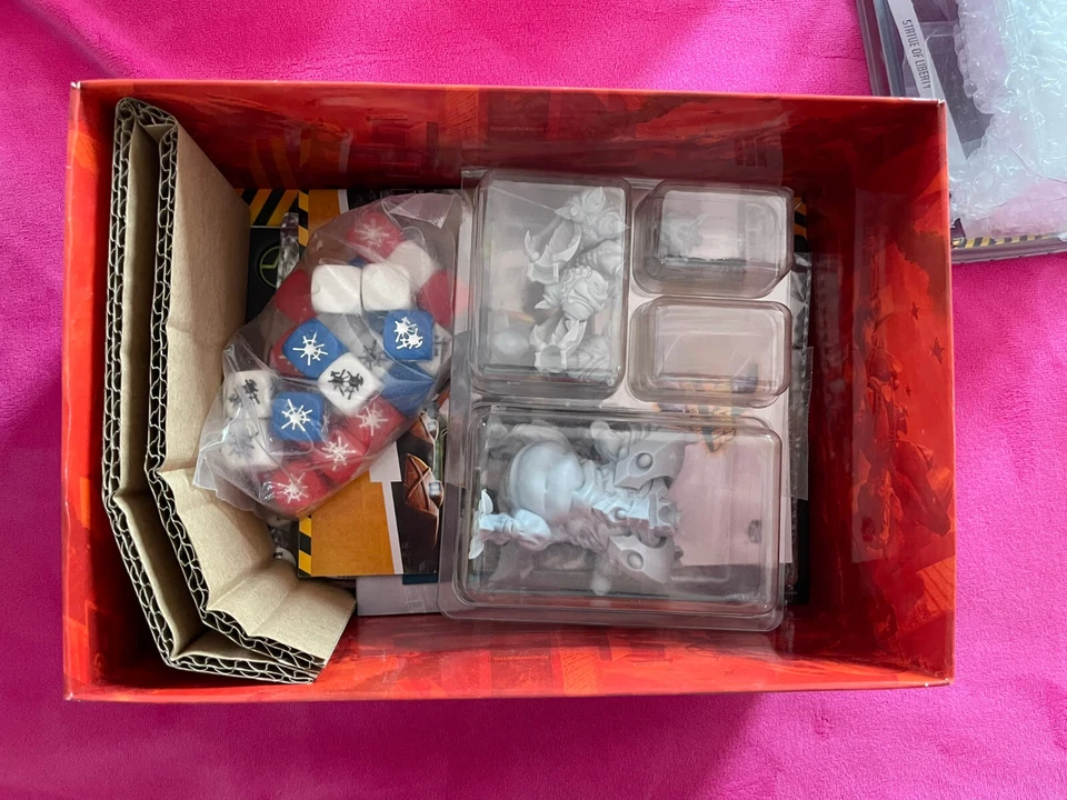 Monsterpocalypse ¡Lote de inicio! ¡Monstruos y edificios! ¡Nuevo! ¡ÚLTIMA LLAMADA! Foto 2 de 3