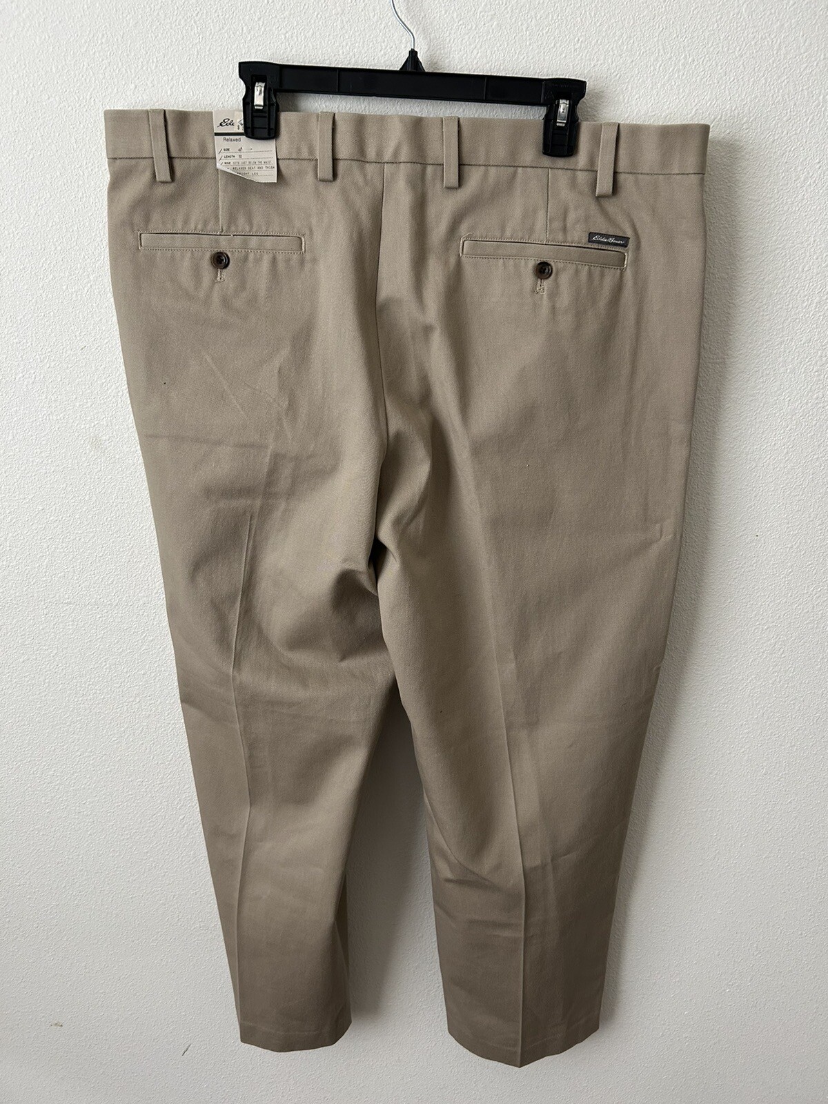 Eddie Bauer New W Tags Men’s Khaki Pants Flat Front 42x32 Wrinkle Free