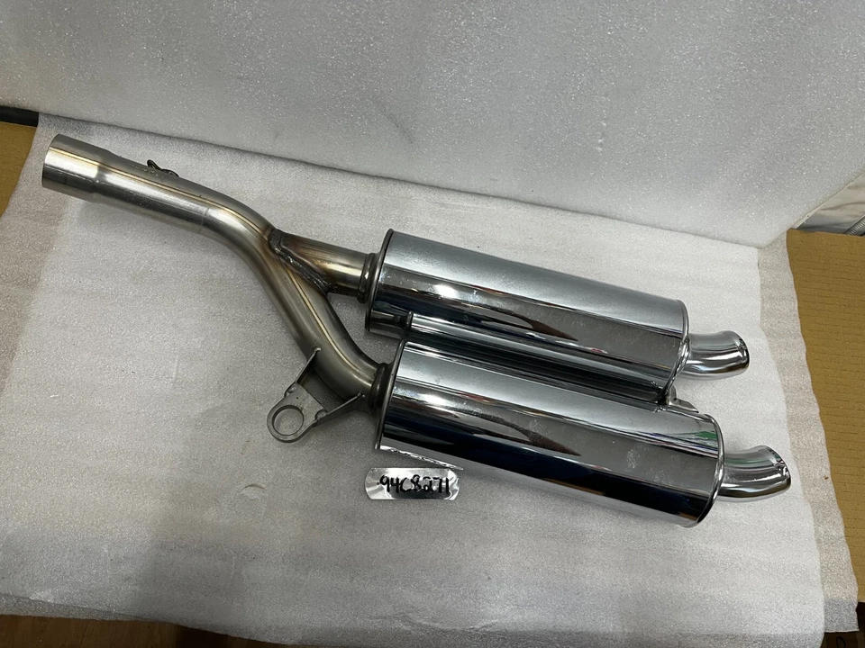 LOTE 94C8271 ESCAPE BIMOTA DB3 MANTRA 1995 - 2002 LH ORIGINAL FABRICANTE DE EQUIPOS ORIGINALES Foto 4 de 4