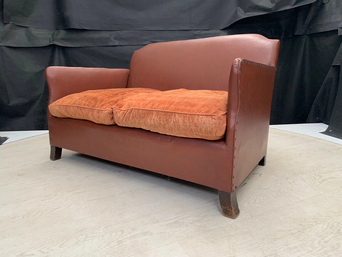 Vinyl sofas outlet