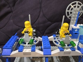 LEGO Space Supply Station (6930), Complete