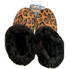 Isotoner Women s Leopard Faux Fur Lined Memory Foam Slip-On Slippers 7 M