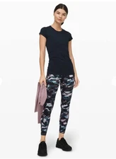 Lululemon Fast Free Tight II 25” Non-Reflective Nulux 6 Glacier Camo Pockets