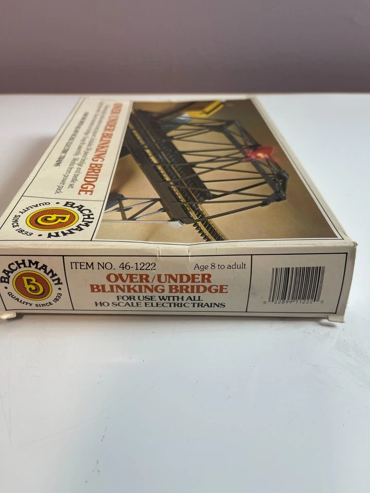 Bachmann HO 46-1222 Over Under Blinking Bridge Set w/ Box Complete Vintage - Image 2 of 4