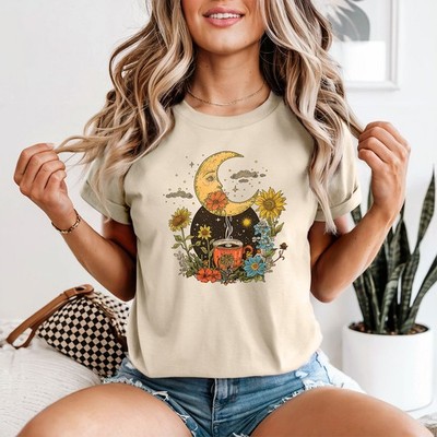 Celestial Moon Flowers Damen T-Shirt Floral Graphic Tee