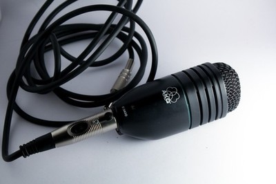 AKG D3400 Dynamic Instrument Microphone D-3400 w/cable