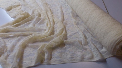 FLORAL PRINT STRETCH LACE FABRIC : 138CM WIDE : PRICE PER 1/2 mtr : RML1 - Picture 11 of 33
