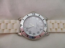 Watch White Buckle Band Round Face Silver Toned Water Resist Simple Modern Style