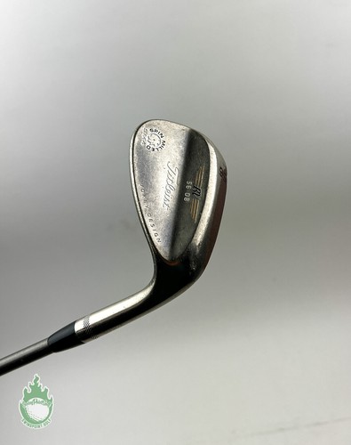 Używany RH Titleist Vokey Design SM4 Wedge 56*-08 Stiff Flex Steelfiber Golf Club - Zdjęcie 1 z 11