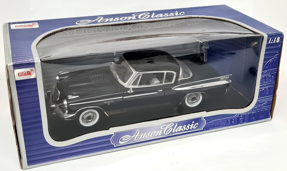 Anson 1/18 - Studebaker Golden Hawk 1957 Black Diecast Scale Model Car  - Image 2 of 4