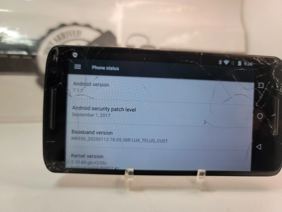 Motorola Moto X Play  / 16 GB/ Black/ GSM locked / Crack screen /For  part (F29) - Image 4 of 4