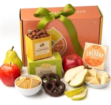 Fruit, Cheese and Nut Gift Box – Fresh Fruit, Cheese and Premium Nuts – Healt...