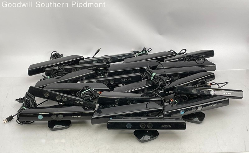 Lot of 20 Microsoft Xbox 360 Kinect Motion Sensor Cameras - Tested (#8WJGYV)