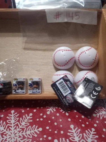 FUNKO BITTY POP LOT OF 2 MLB MOOKIE BETTS LOS ANGELES DODGERS AARON JUDGE NY YAN