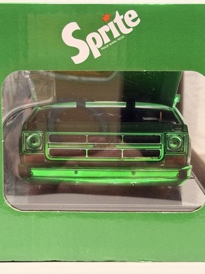 M2 Machines 1976 GMC Sierra Grande 15 Sprite Coca-Cola Chase 1 of