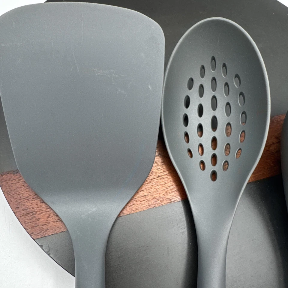 Espátula Sabatier 3 Piezas Gris Nylon Utensilios Mangos Acero Inoxidable Excelente Foto 2 de 4