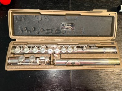 Selmer Bundy Flute In Hard Case