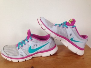 Nike Vaporwave Flex Experience RN 525754-013 Pink Blue Mesh Womens Sneakers 7 38 | eBay